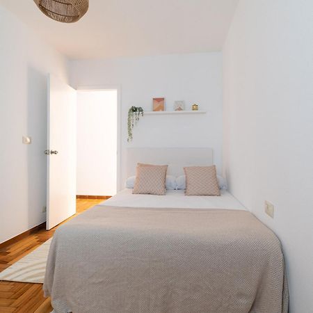 Amplia Vivienda Con Garaje Apartment Vigo Bagian luar foto